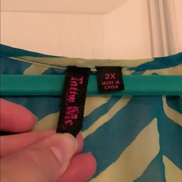 GREEN AND TEAL RACER BACK TANK - Picture 3 of 5